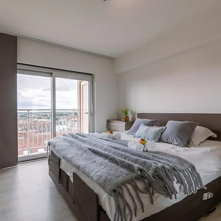 Spacious And Bright With Terrace View Blankenberge