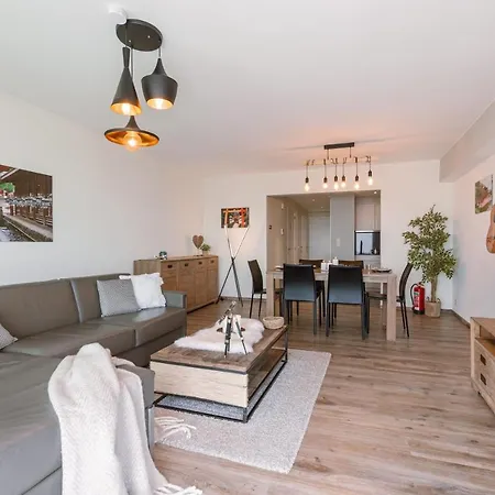 Spacious And Bright With Terrace View Blankenberge